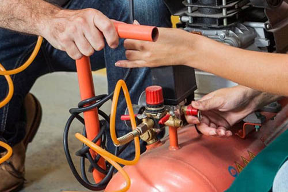 <span style="text-transform: none !important; display: inline;">Tips Merawat Kompresor Angin, Demi Hasil Pallet Sempurna</span>